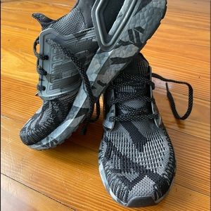 Like New! Adidas Ultraboost Prime